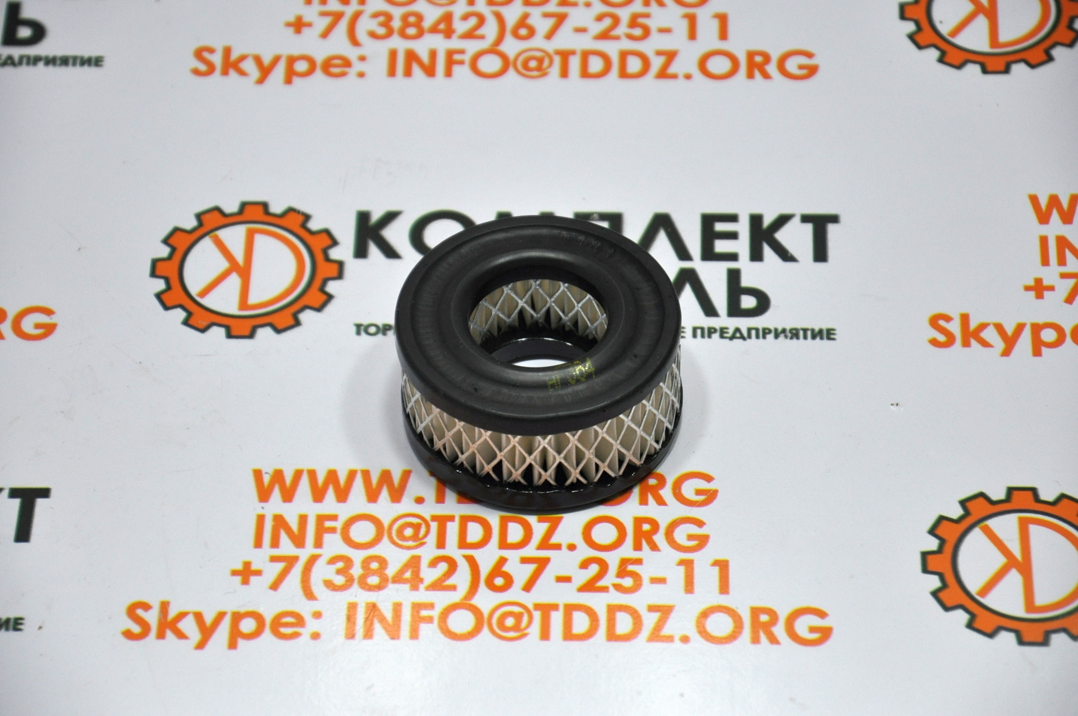 Фильтр на воздушный компрессор af364. Для двигателя Cummins KTA19 ...