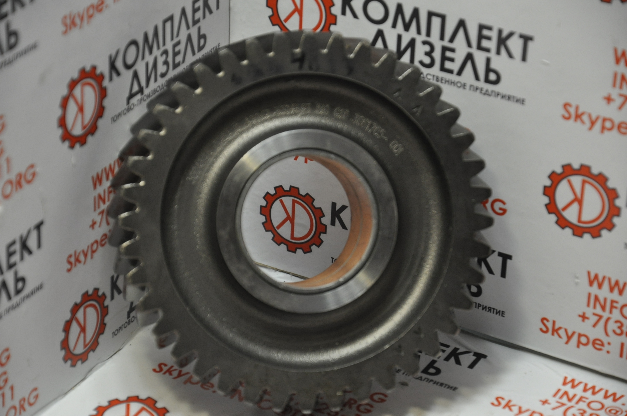 Шестерня паразитная Cummins 3004683, 206773. Для двигателей KTA38, KTA50