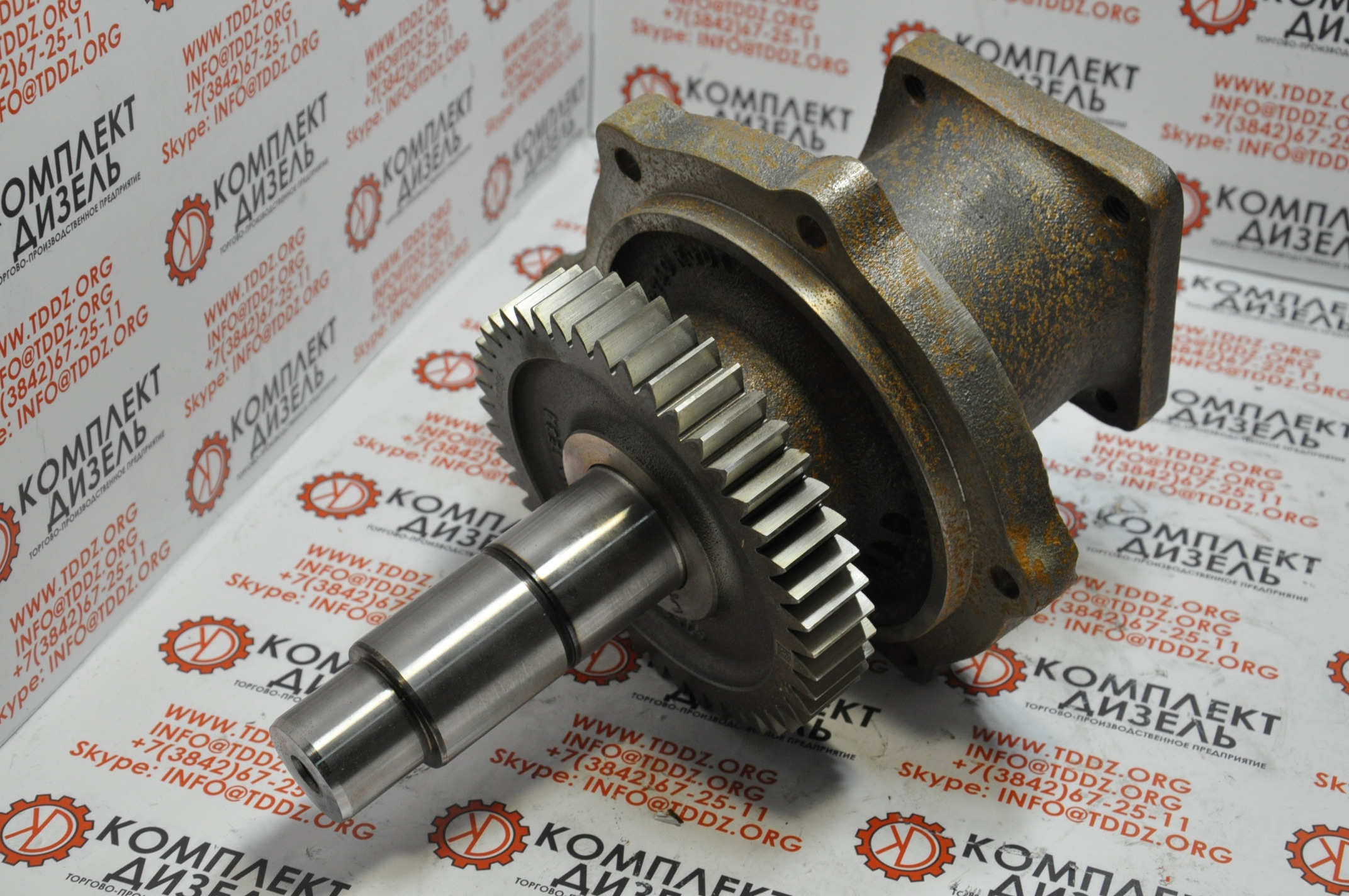 Суппорт водяного насоса Cummins 3647120, 4066277. Для двигателей QSK45 ...